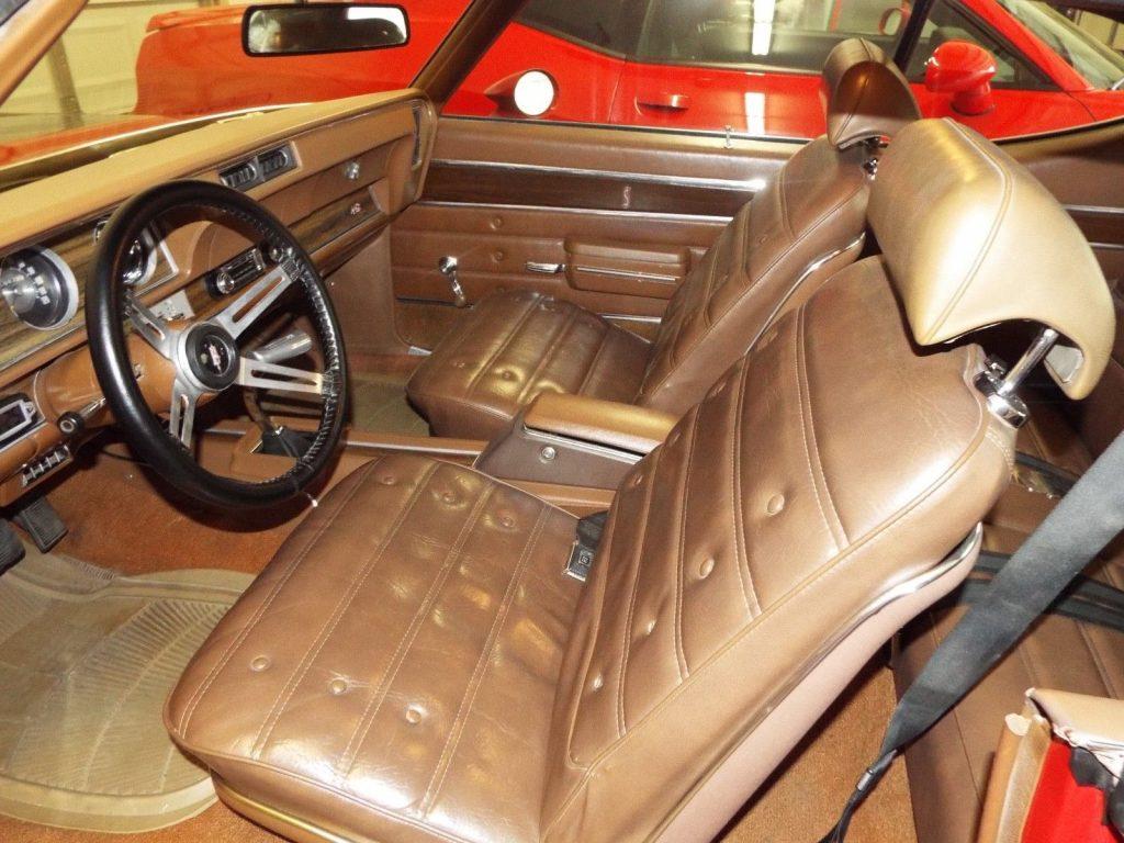 NICE 1972 Oldsmobile Cutlass