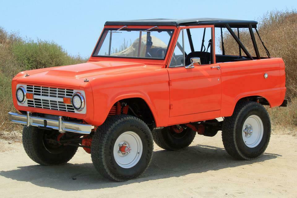 1973 Ford Bronco Luber Lifted Un Cut 302 V8 (Loaded with Options)