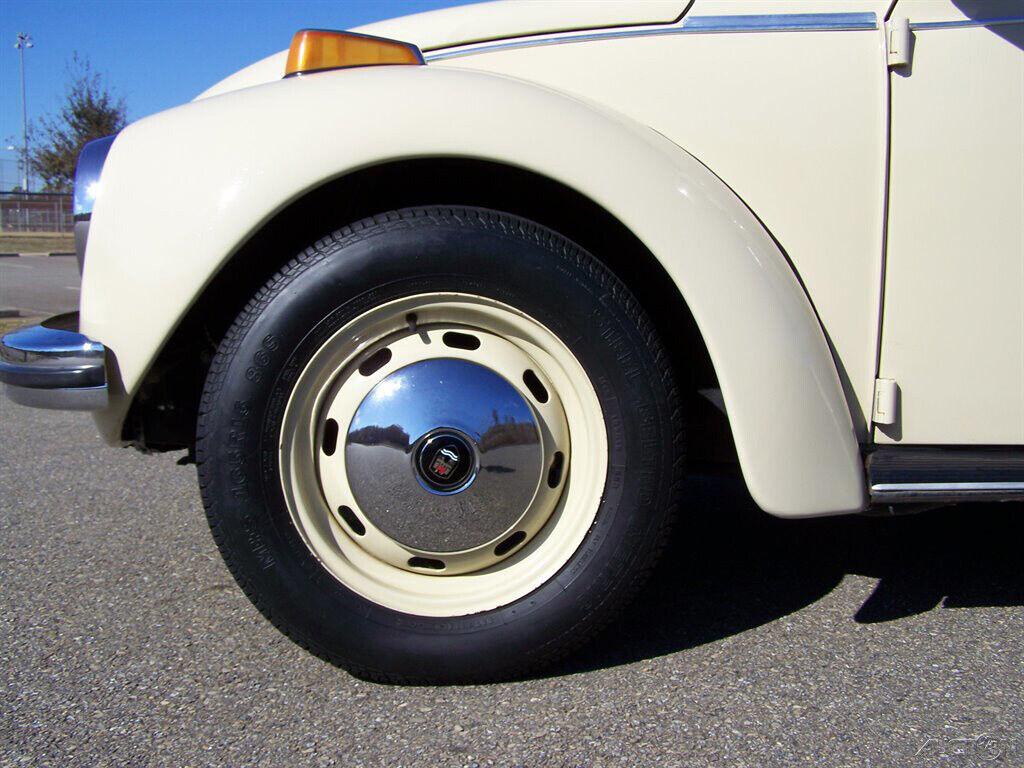 1973 Volkswagen Beetle 2-Door