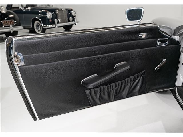 1971 Mercedes-Benz 280 SL Roadster