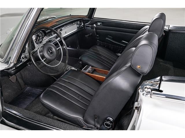 1971 Mercedes-Benz 280 SL Roadster