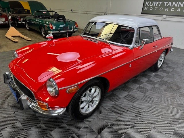 1971 MG B Roadster