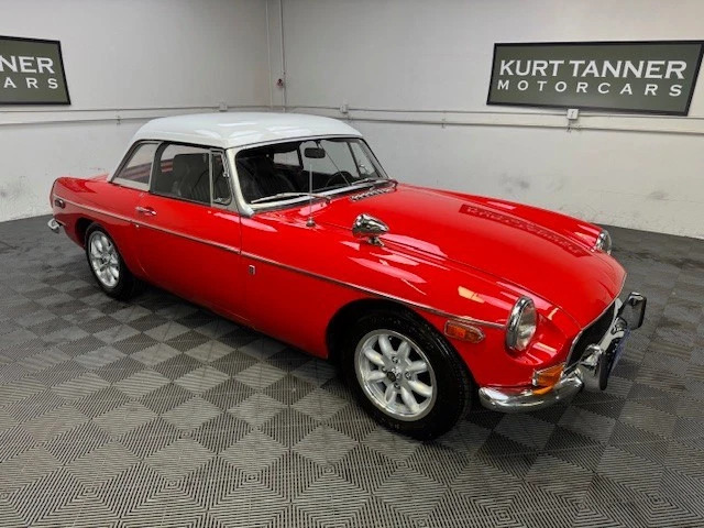 1971 MG B Roadster