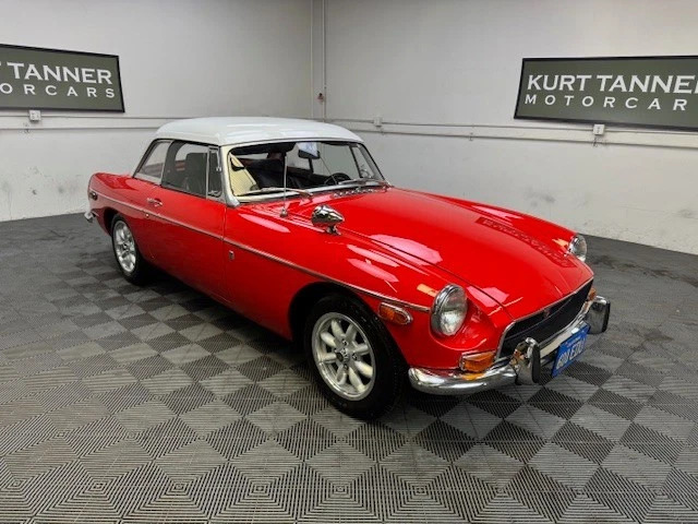 1971 MG B Roadster