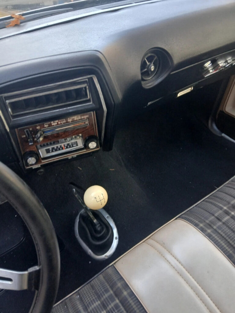 1976 Oldsmobile Cutlass S Fastback Headturner, Manual 455 VERY FAST Low Price!