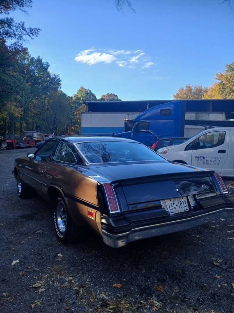 1976 Oldsmobile Cutlass S Fastback Headturner, Manual 455 VERY FAST Low Price!