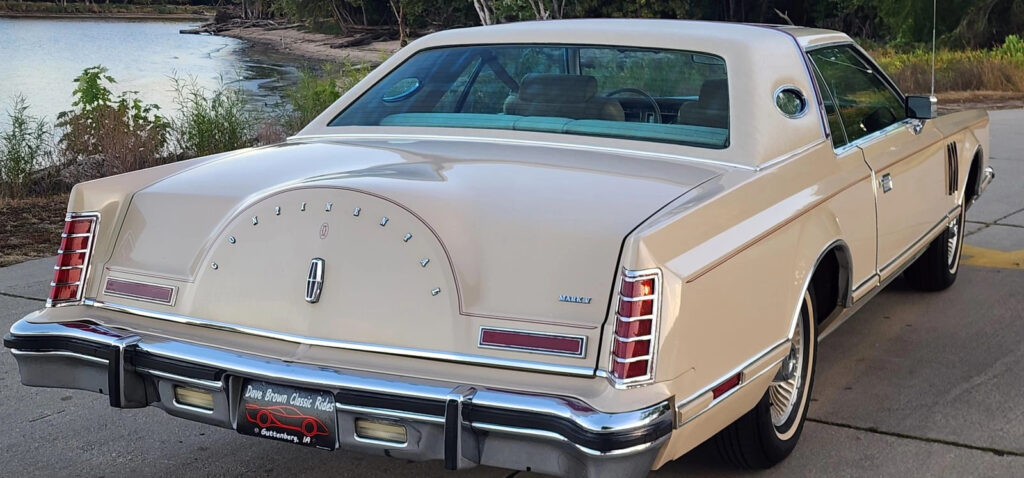 1979 Lincoln Mark V 2 Dr