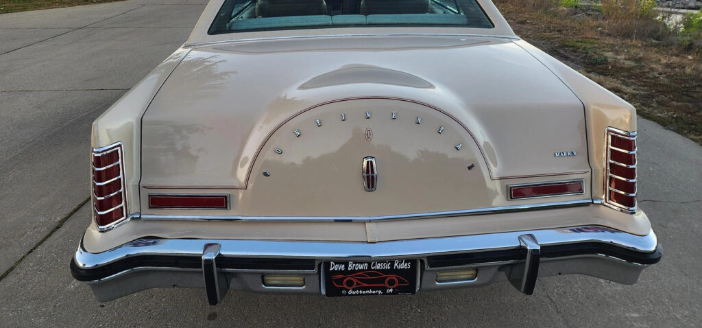 1979 Lincoln Mark V 2 Dr