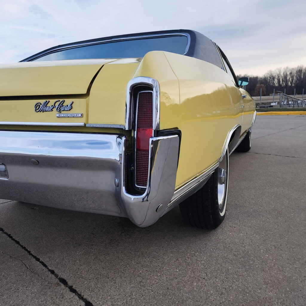 1970 Chevrolet Monte Carlo 2 door